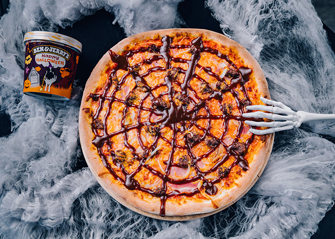 Bacon Burger Pizza (vyber si zmrzlinu nebo nápoj)